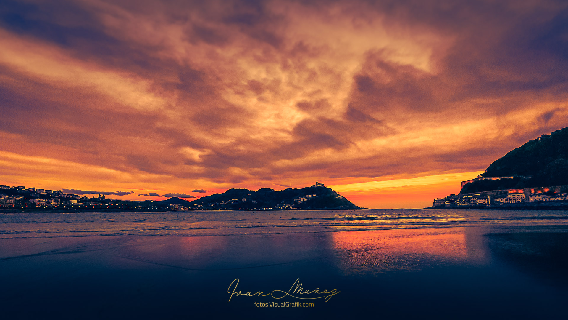 Atardecer sobre la Bahía de La Concha